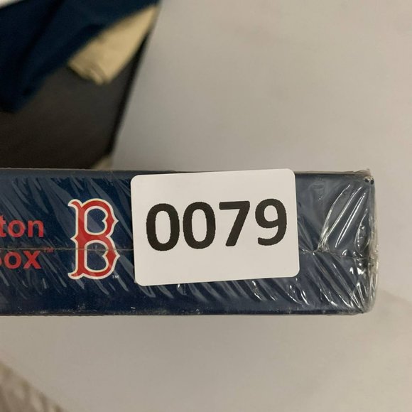 Vintage Monopoly Boston Red Sox MLB Collector's Edition 2000 Board Game Sealed - Picture 7 of 7